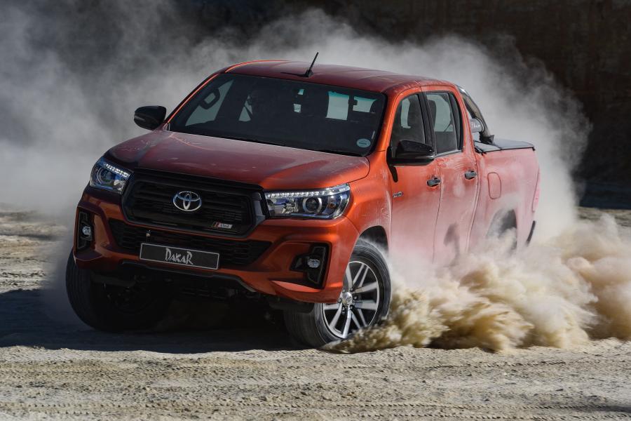  Toyota Hilux Dakar Double Cab 2018 года  (ZA) (фото 6 из 40)